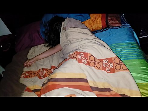 ❤️ Stepson berači svojo mlado mačeho, medtem ko ona spi. ❤❌ Super seks na sl.pornoreino-com.ru ❌️